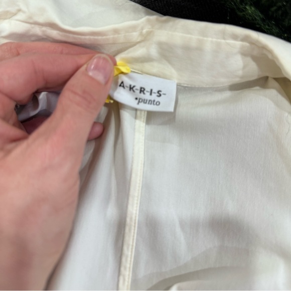 Akris eggshell dress shirt - Picture 6 of 10